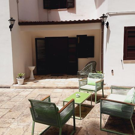Relais Lavalle Taranto Exterior foto